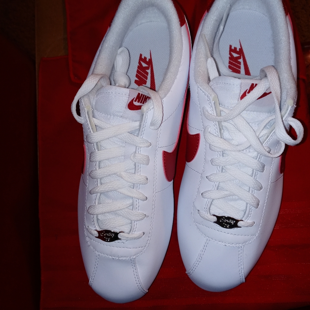Nike classic